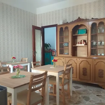 Tilde B&B-3